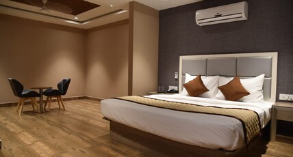 Hotel Solitaire Room Type - SUIT ROOM