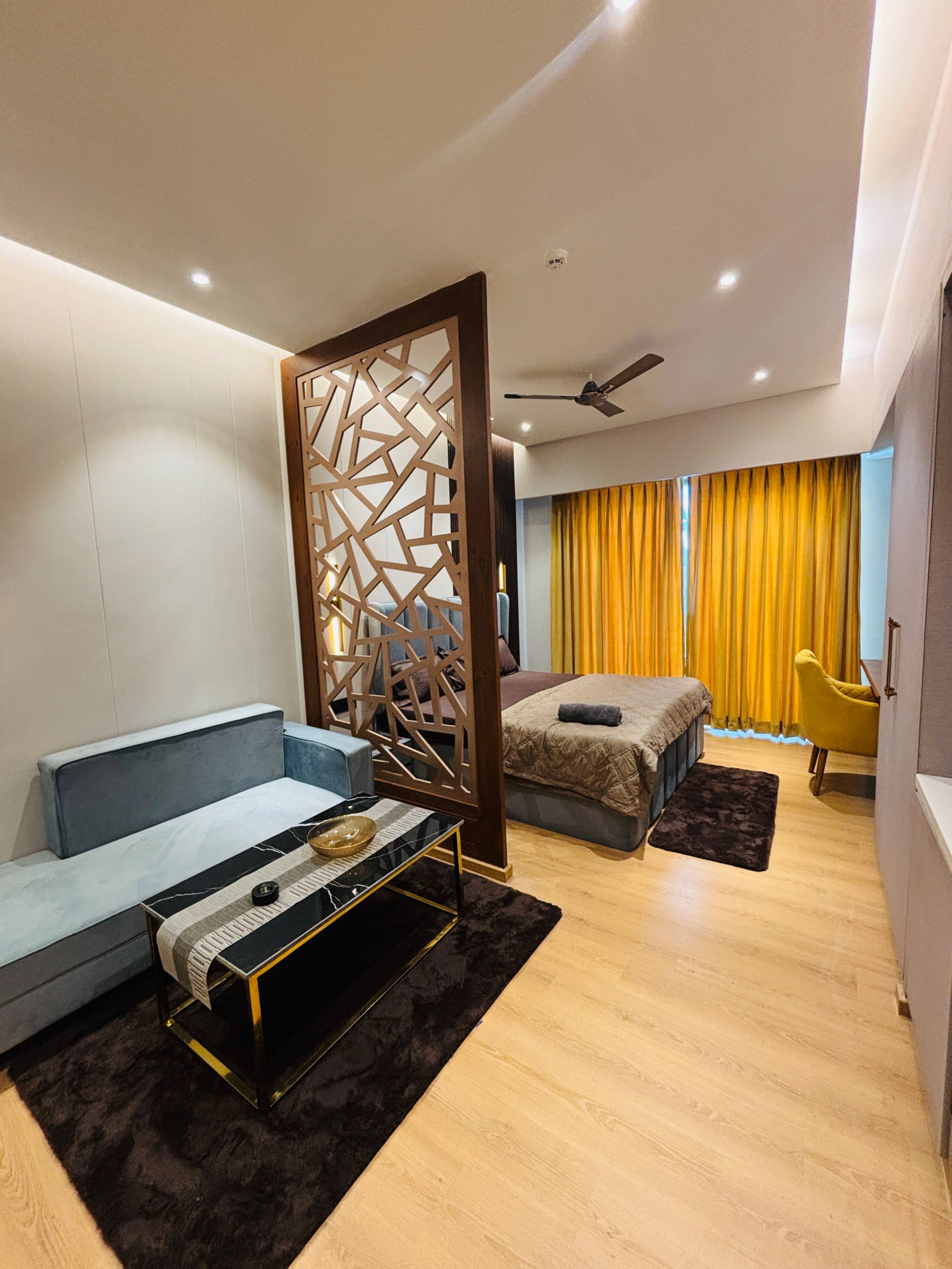 Apartment Luxe 3 in Ghaziabad - Tap to explore photos