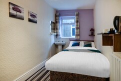 OYO St Kildas, Blackpool Central