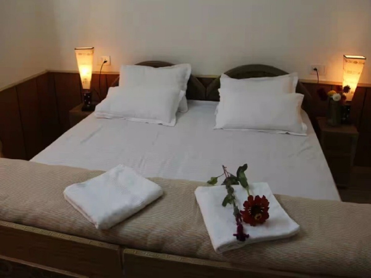 Hotel Aryaan Residency - Tap to explore photos