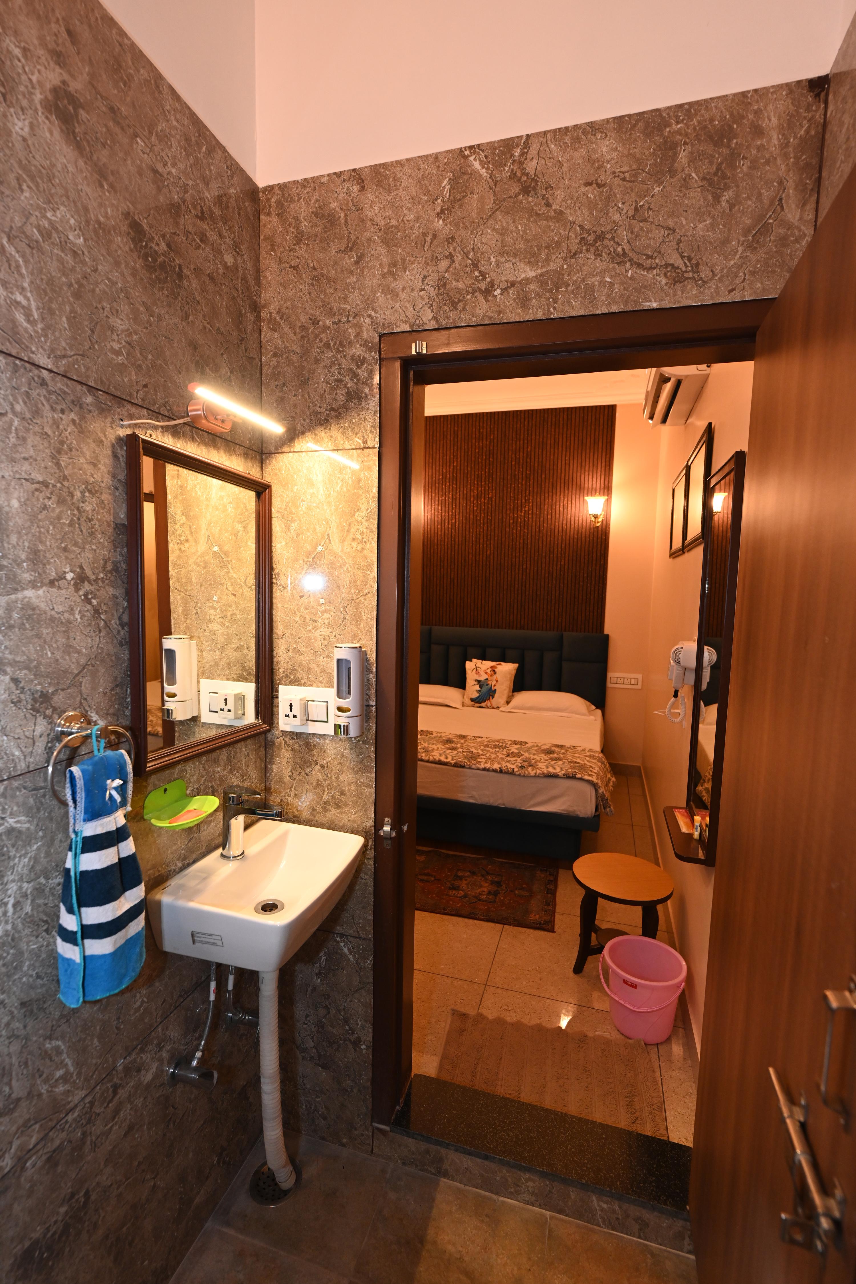 Ardas Villa  - Tap to explore photos