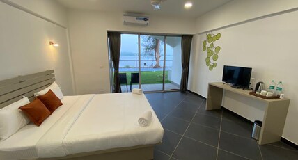 Blu Missel By The River Room Type - Riverview Superior Room With Balcony