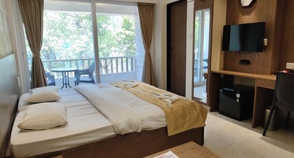 Hotel Shreyas Room Type - AC Room with Balcony