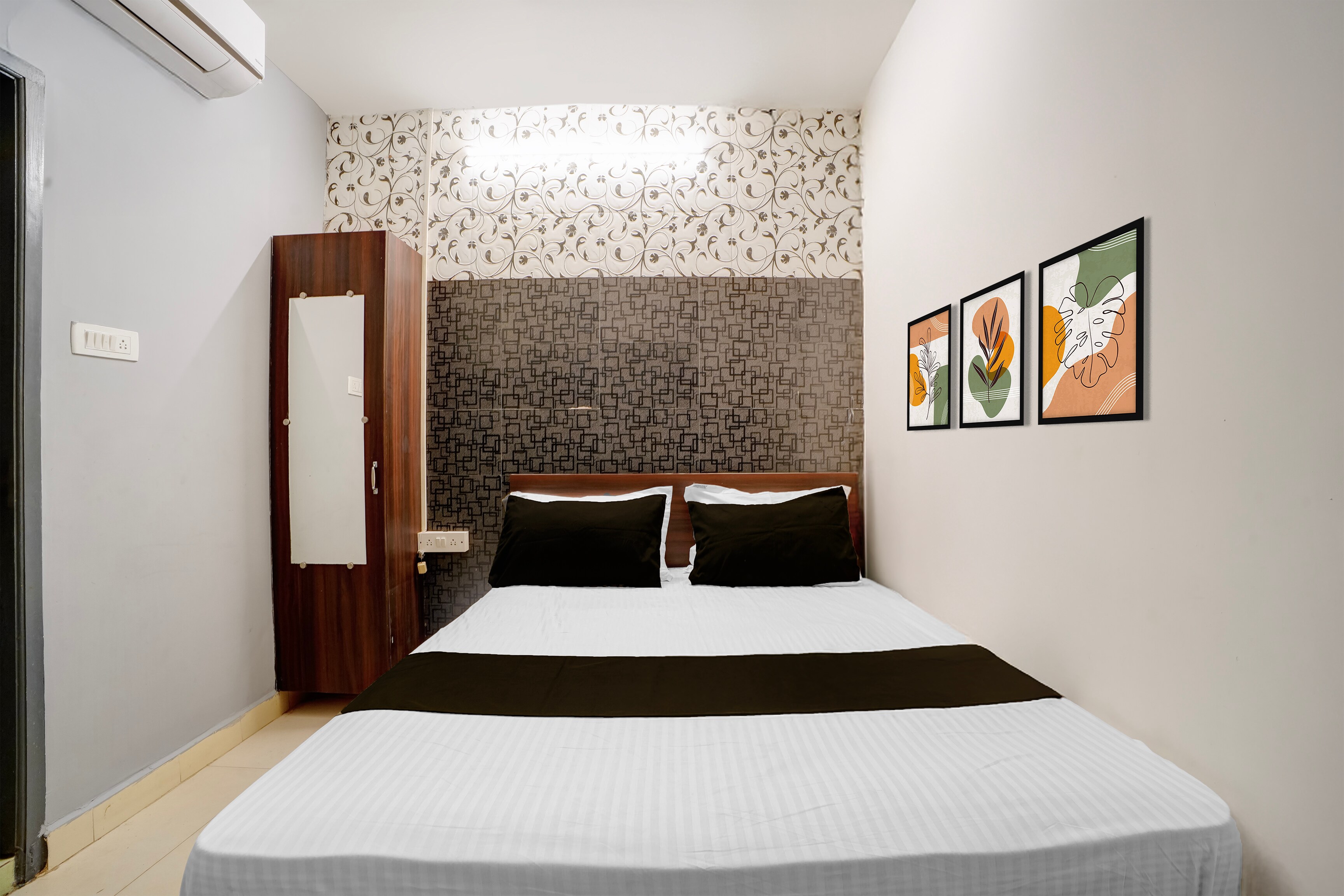 Hotel O Arunachala Residency - Tap to explore photos