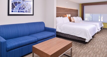 Holiday Inn Express Hotel & Suites Selma, an IHG Hotel Room Type - 2 Queen Standard Sofabed