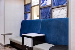 Hampton Inn & Suites Houston East Beltway 8, TX