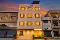 FabHotel Aryan Grand