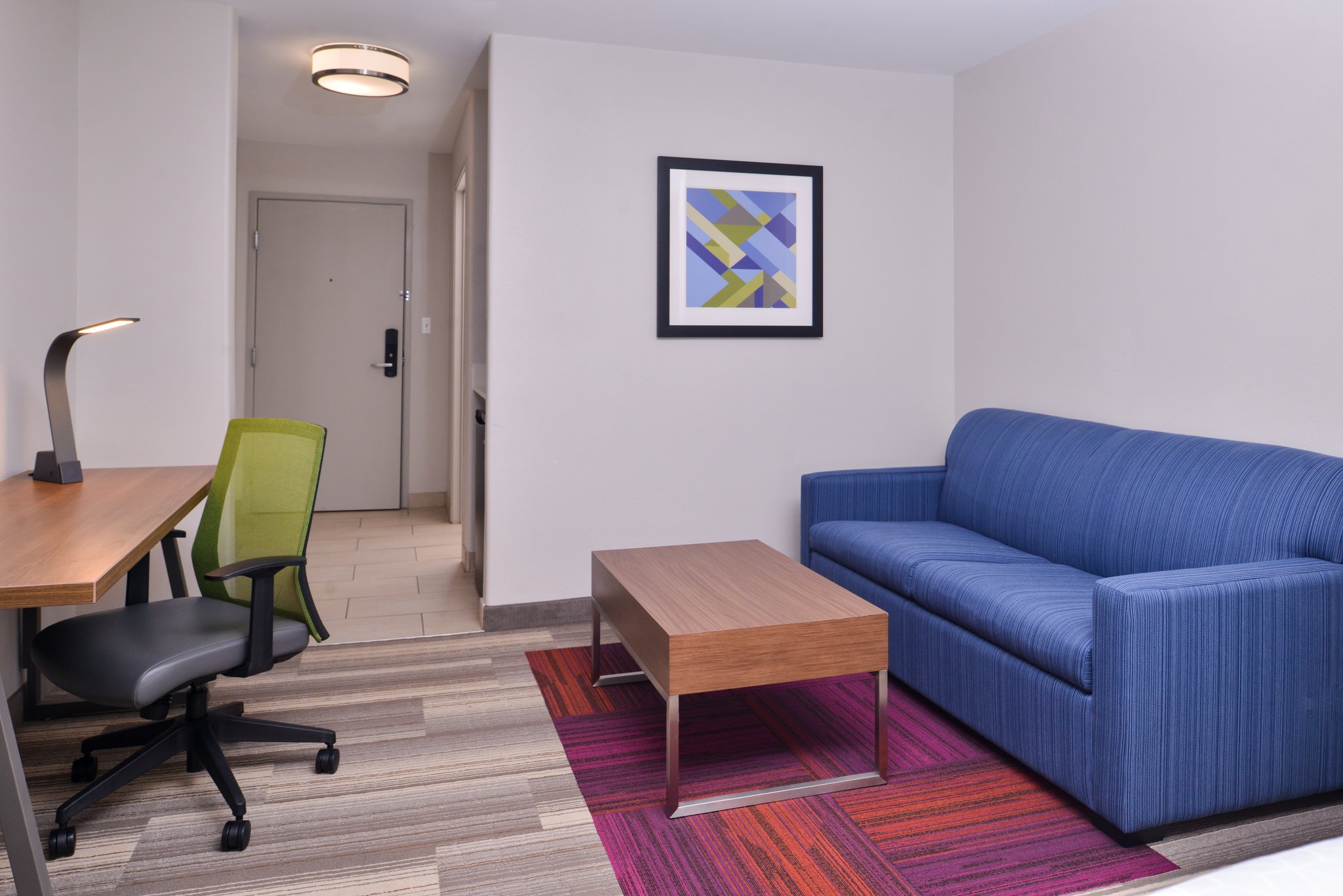 Holiday Inn Express & Suites Elgin, an IHG hotel - Tap to explore photos