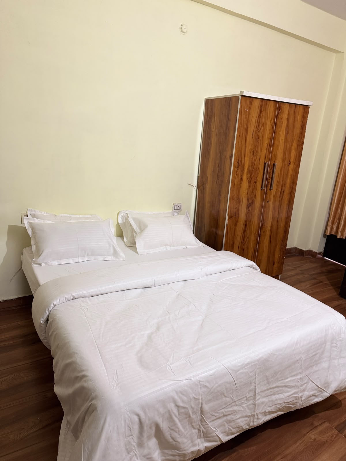 Awara Homestay | 1BHK Space - Tap to explore photos