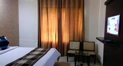 Apex Hotel Room Type - Deluxe Room