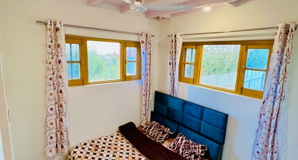 THE KISSAN COTTAGE GULMARG Room Type - Bedroom 12