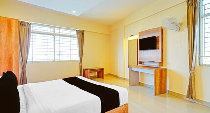 Hotel O Indian Suites Room Type - Classic
