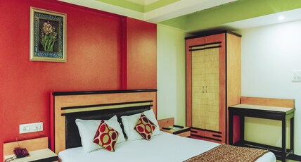 Hotel Sachdeva Excellency Room Type - Super Deluxe Room, Complimentary Morning Tea or Coffee.