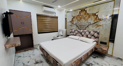 Diamond Guest House Room Type - Super Deluxe A.C Room