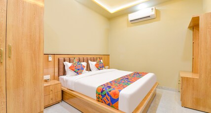 FabHotel The Fort - Near Amber Palace Room Type - Deluxe Room