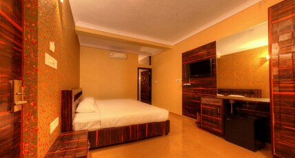 WAW 7708 MK Jungle Theme Resorts Room Type - Queen Room