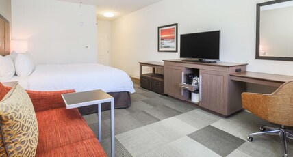 Hampton Inn And Suites Camarillo Room Type - KING STANDARD NON SMOKING