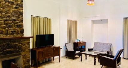 Nature Sanctuary Urumbi Hills Room Type - Lavender Chamber