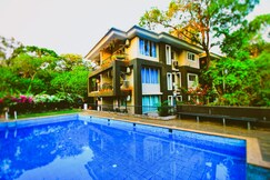 Stunning 2bhk apartment with Pool, wi-fi & parking