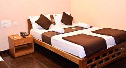 Jaya Paradise Room Type - AC room