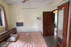 Cozy 2-Room Suite ( Salona guest house Charkop)