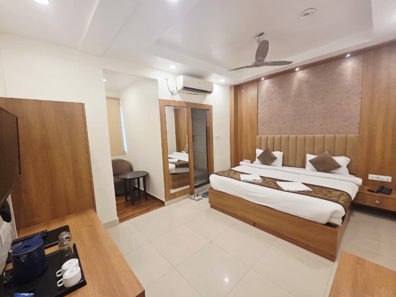 Hotel Sarin Inn Heritage - Tap to explore photos
