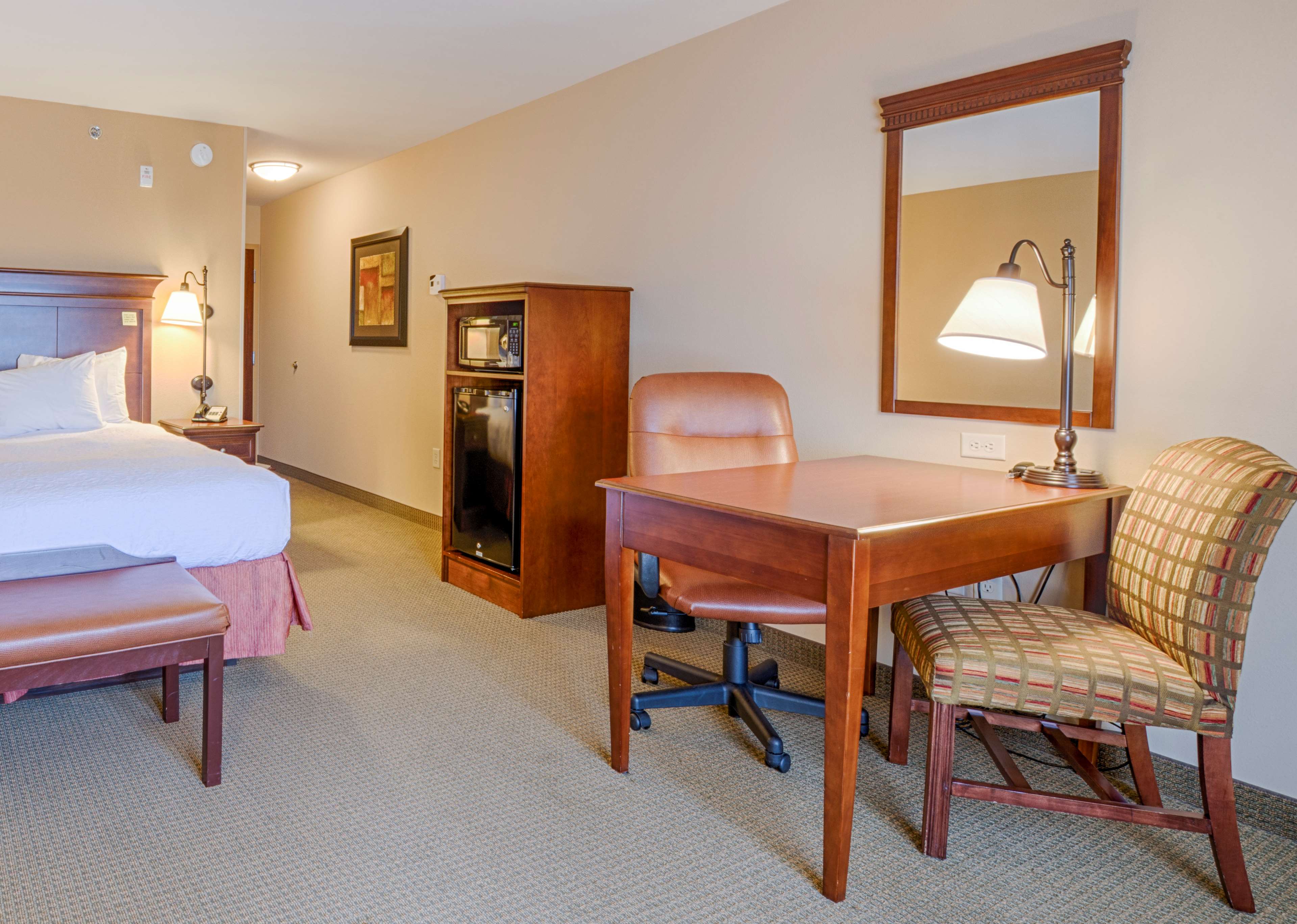 Hampton Inn & Suites by Hilton Pinedale - Tap to explore photos