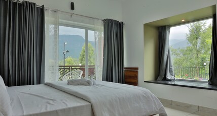 Banbury Bungalow Nature Room Type - Deluxe Rooms