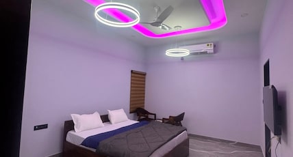 Kanha Hotel and Restaurant Room Type - Standard Room with Balcony