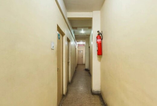 Hotel Deep Palace