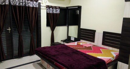 Mayur Guest House Room Type - AC DELUXE