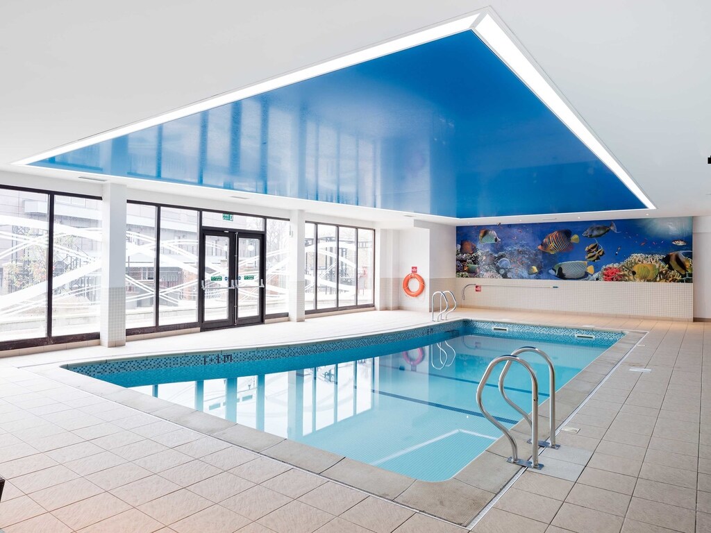 Novotel York Centre - Tap to explore photos