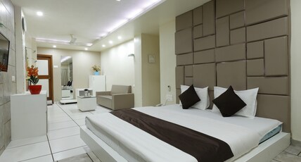 Hotel Good Night Room Type - Executive Room Hotel Good Night Room Type - Executive Room