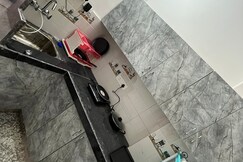 Ventilated 1rk fully furnished in malviya nagar