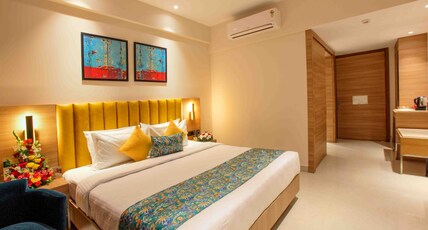 Park Residency Puthupally Room Type - Deluxe Room AC