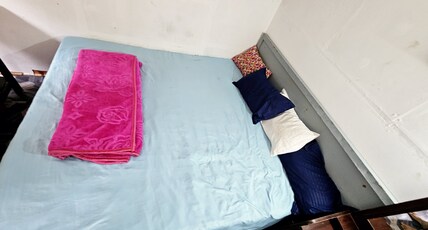 Green portico tent and hut stay Room Type - Bedroom 1