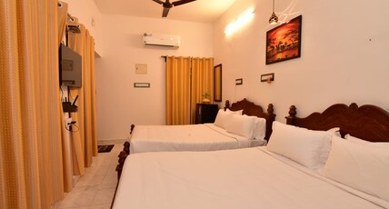 Chez Linda Home Stay Room Type - Bedroom 1