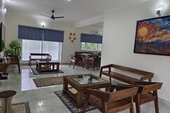7 Elysee Homestay - Onyx, 3BHK