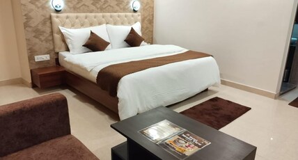Mount View Hotel Ajmer Room Type - Premium Room