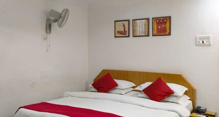 HOTEL SAPTHAGIRI BALLA Room Type - Deluxe AC Room