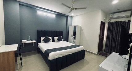 Hotel Maski Suites Room Type - Deluxe Room with Air Conditioning