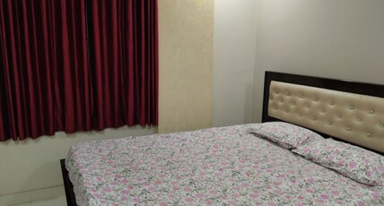 Vizags White House Room Type - Bedroom 2