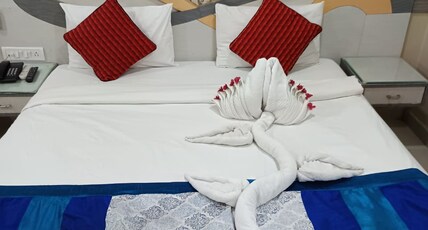 Grand Corporate Room Type - Corporate Deluxe Room