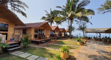 Rama Resort Room Type - Partial Seaview - Gardenview AC cottage