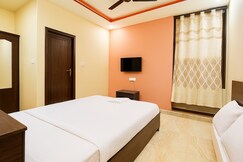 Royal Ruby Hotel - Electronic City