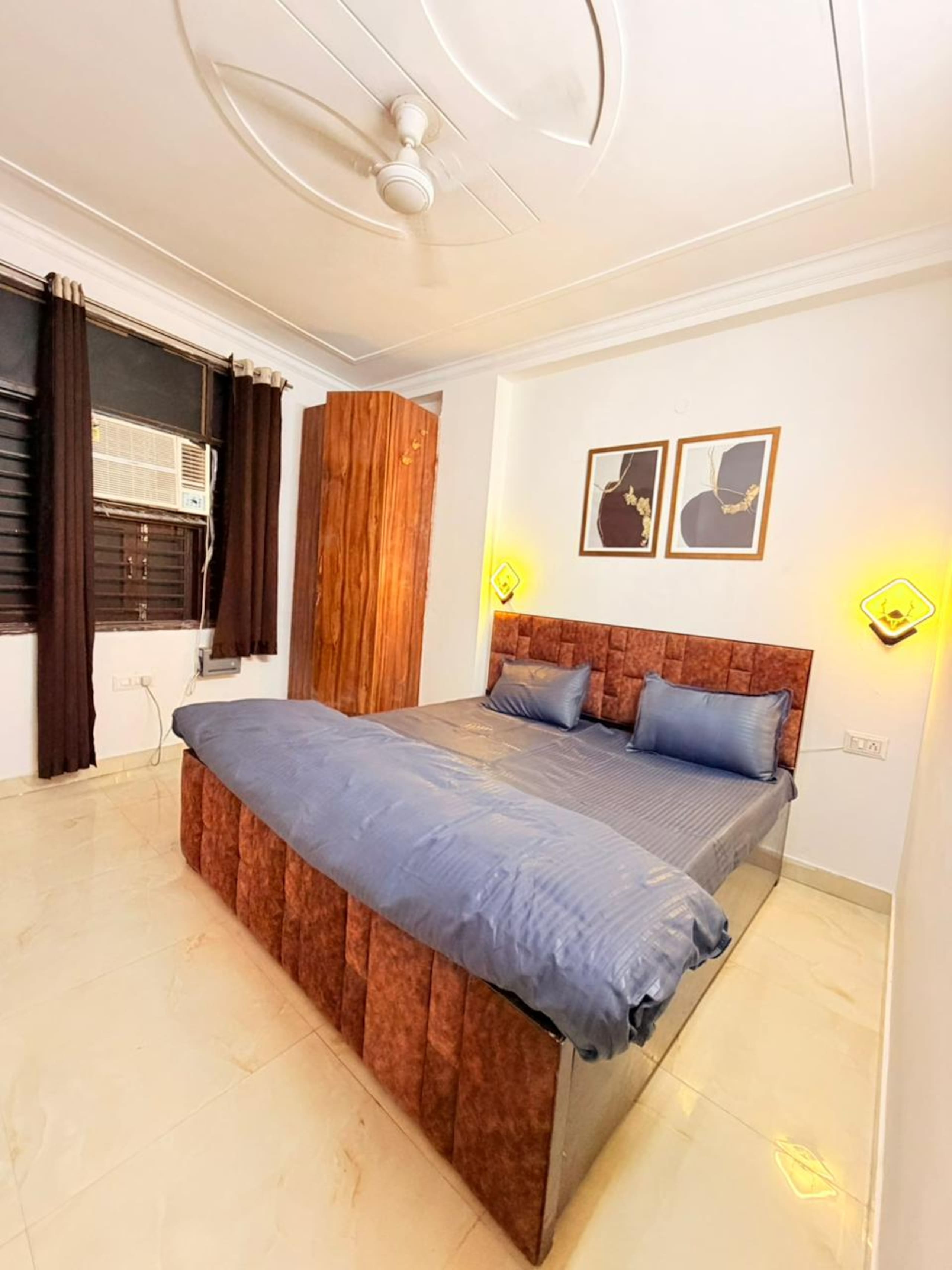 Cosy 2bhk in Dwarka - Tap to explore photos