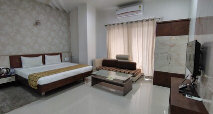 Buldana Urban Residency Club Room Type - Suite Room