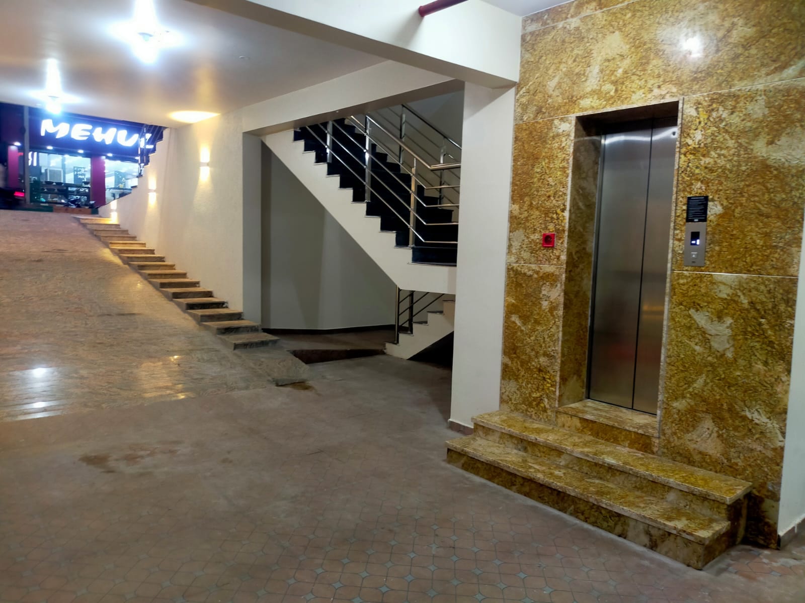 Main gallery