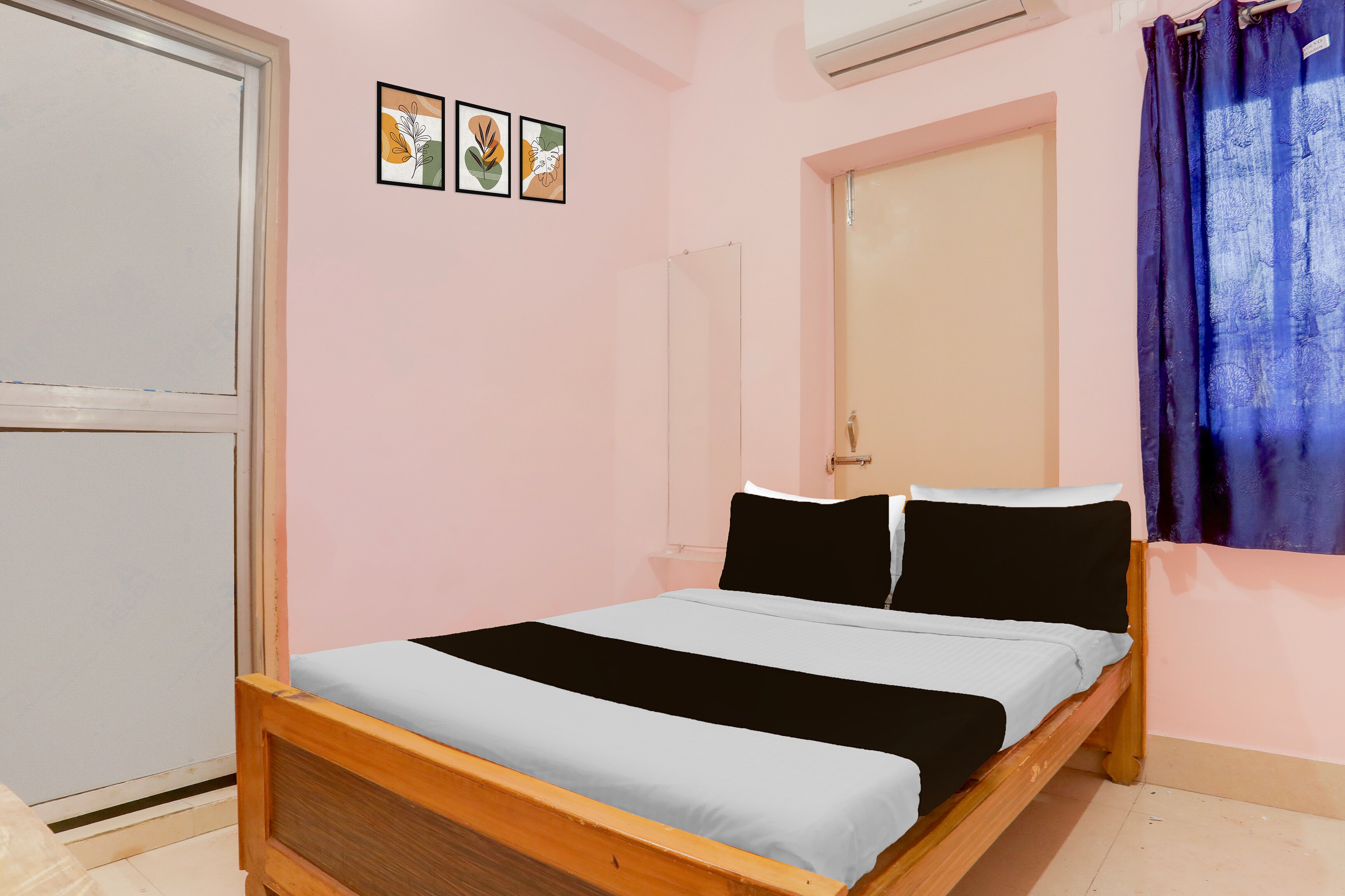 Hotel O Danapur Central Railway Junction Formerly Brij Guest House - Tap to explore photos