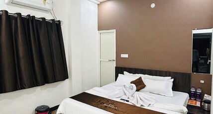 Hotel Rudraksh Room Type - Double Bed Non AC Room